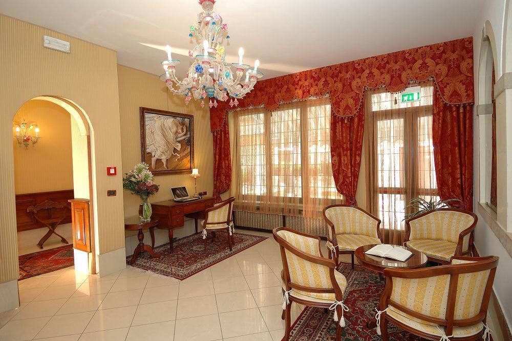 Hotel Hesperia Venecia Exterior foto