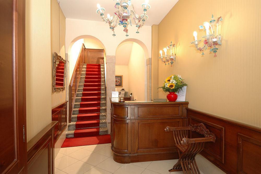 Hotel Hesperia Venecia Exterior foto